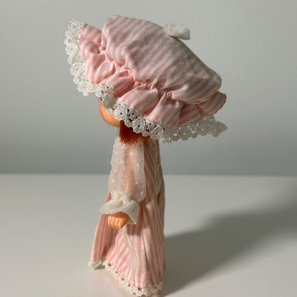 Vintage 80s Kenner Strawberry Shortcake Sweet Sleeper Doll (18B) - Picture 9 of 11